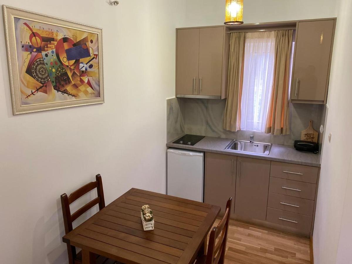Lido Apartments Himare Kamer foto