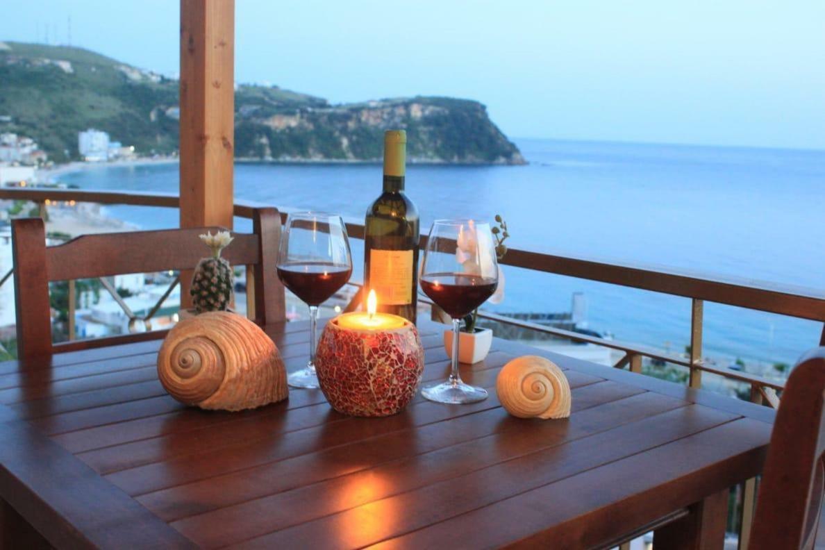 Lido Apartments Himare Buitenkant foto